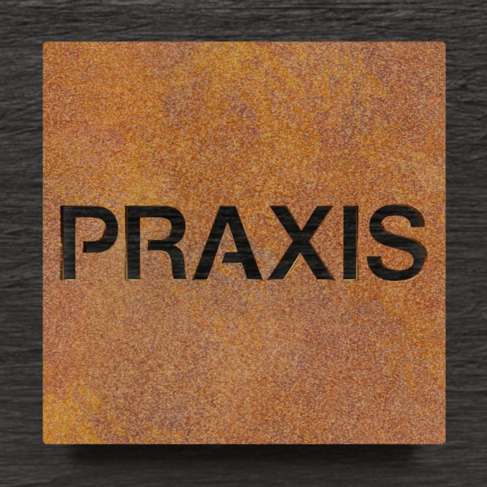 Vintage Hinweisschild "PRAXIS" / H.69.R 1